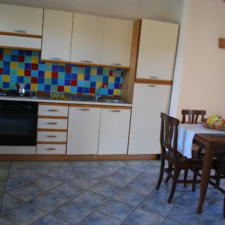 Residence Oasi E Oasi Blu Сан-Теодоро Екстер'єр фото